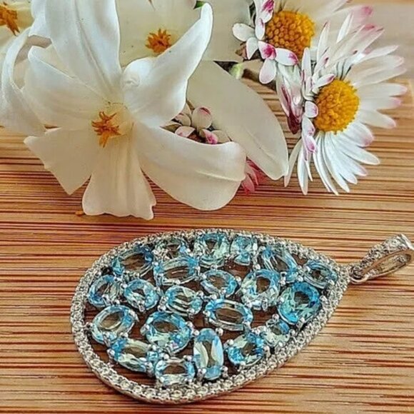 Natural Sky Blue Topaz Gemstone 925 Sterling Silver Necklace - Picture 2 of 8